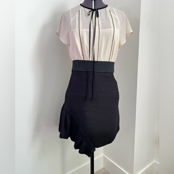 Sandro - Blk Skirt - BNWT - Size 2 - Picture 1 of 4